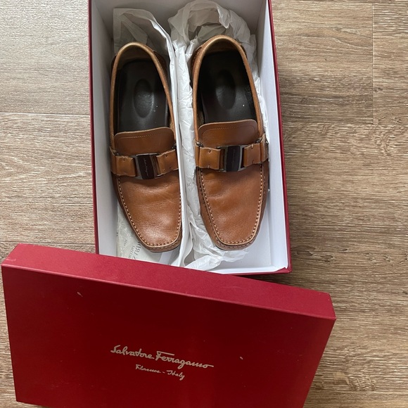 Salvatore Ferragamo shoes - Picture 8 of 13